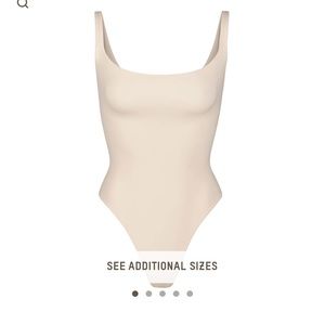 SKIMS Fits Everybody Square Neck Bodysuit